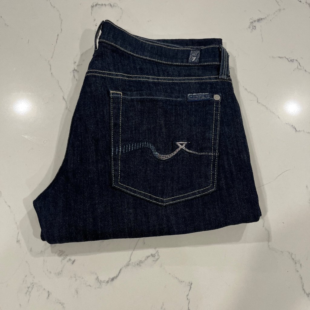 7 Seven For All Mankind Women's Straight Leg Jean Low Rise Size 31